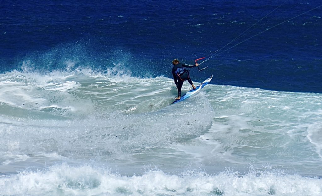 Onde nel kitesurf il sogno di ogni kiter.