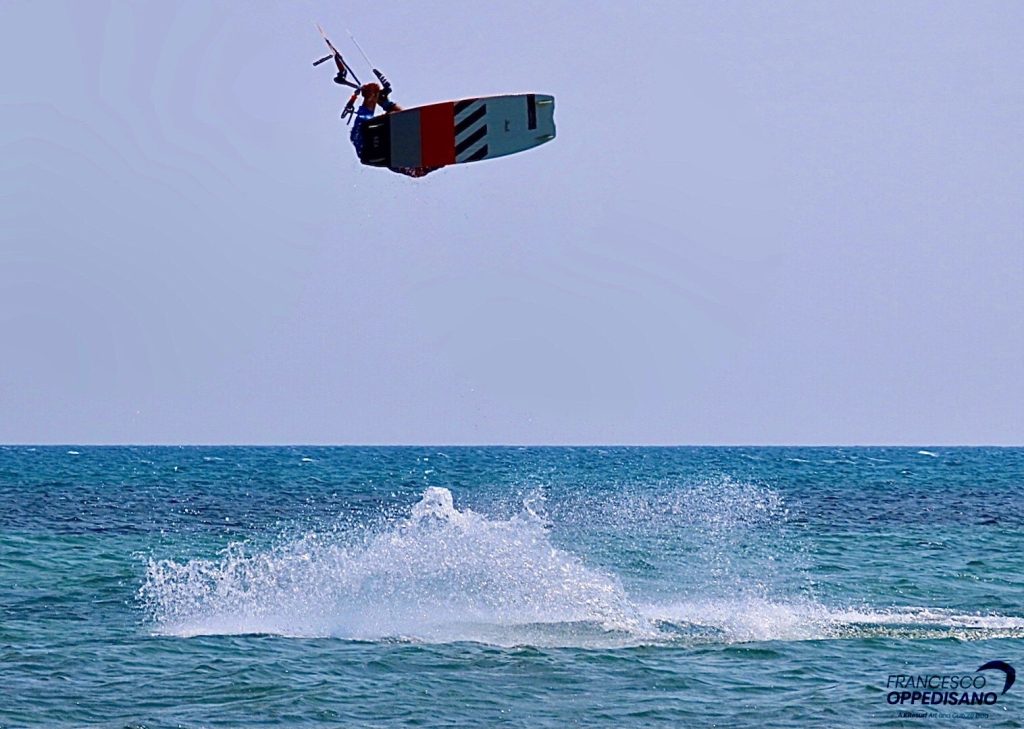 Fisico e mente uniti per i tuoi Obbiettivi tramite l'allenamento Mentale nel kitesurf.
