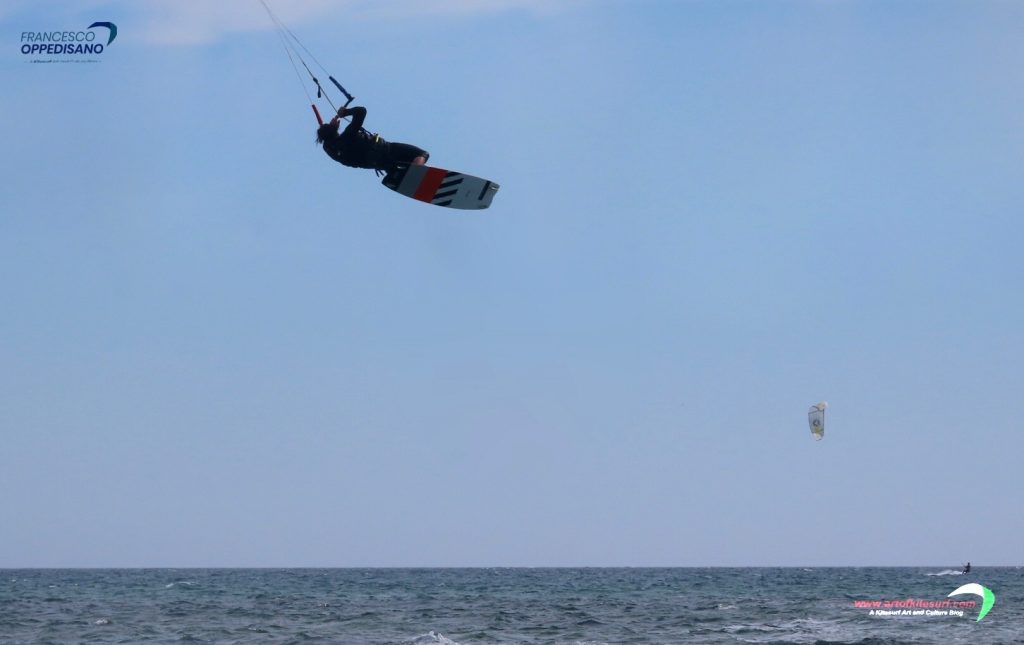 Quando impari una nuova manovre nel kitesurf non devi mai darla per scontata, perché ogni uscita in mare è sempre diversa dalla precedente.