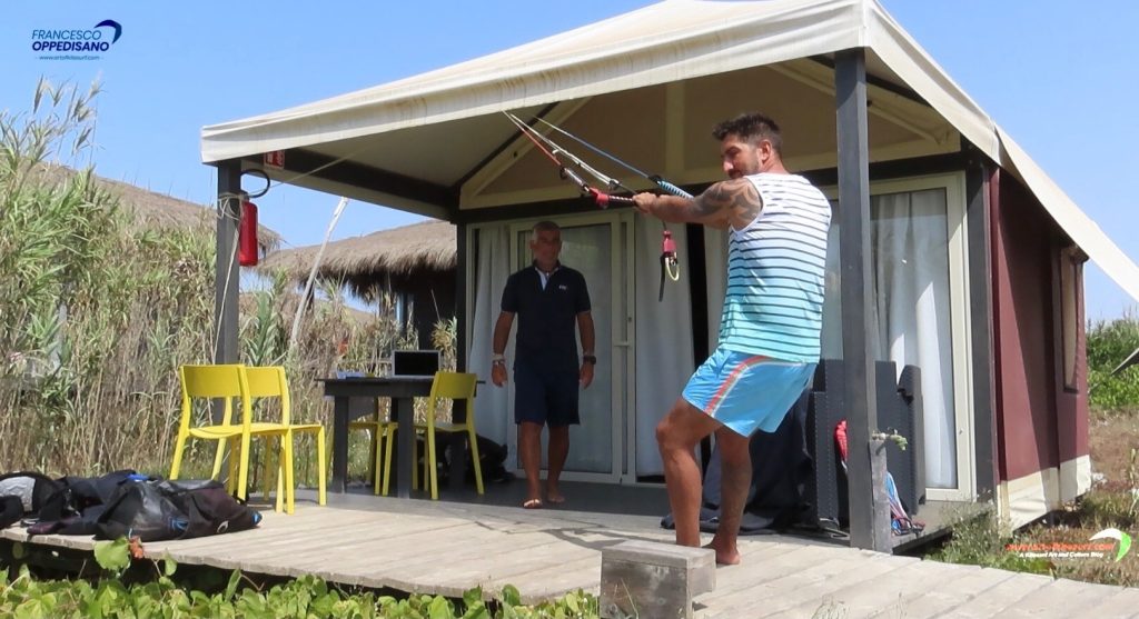 Trapezio e barra nel kitesurf