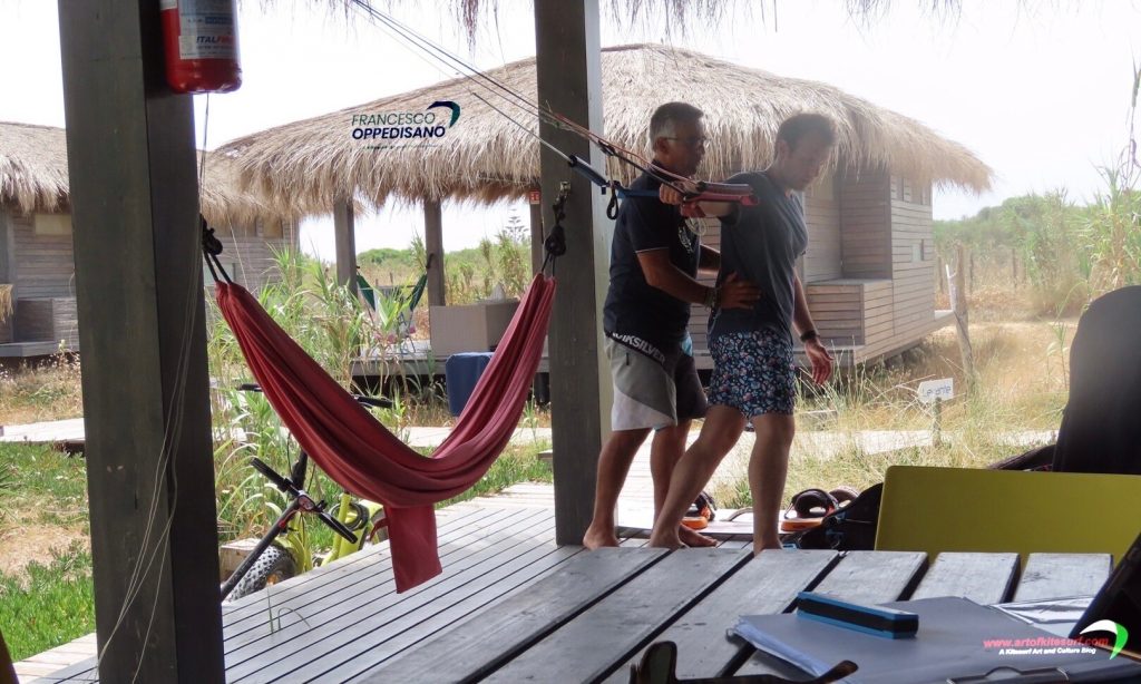 Il kitesurf postura ed equilibrio conosciamo il kitesurf. Allievo Artofkitesurf