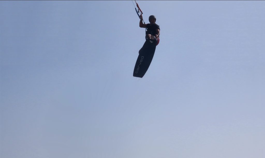 Il kitesurf ha molta molta tecnica e se non l'acquisisci rimarrai sempre fermo alle solite cose