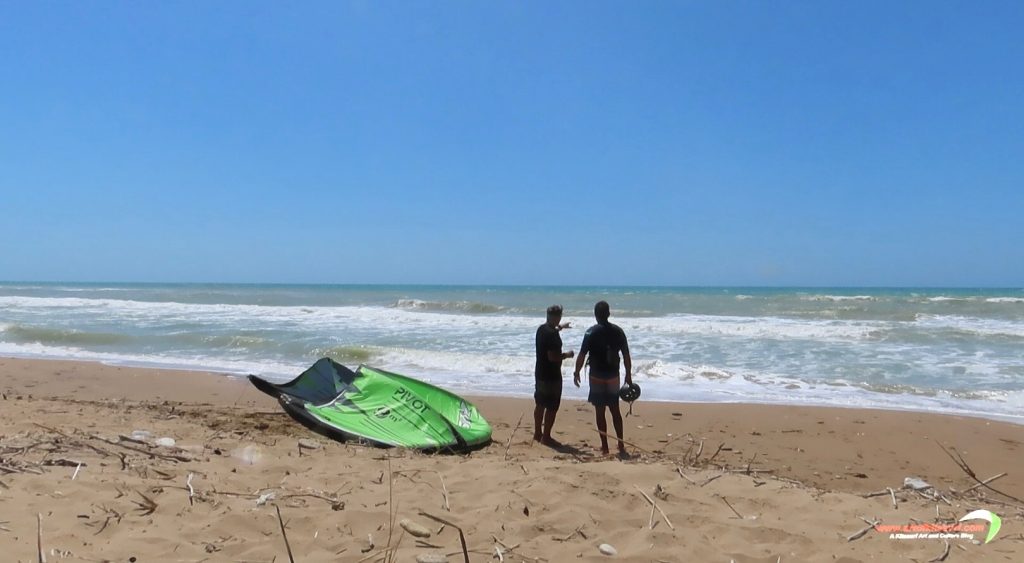 I progressi tecnici nel kitesurf hanno bisogno di vincoli auto controllati. Allievo personal Artofkitesurf