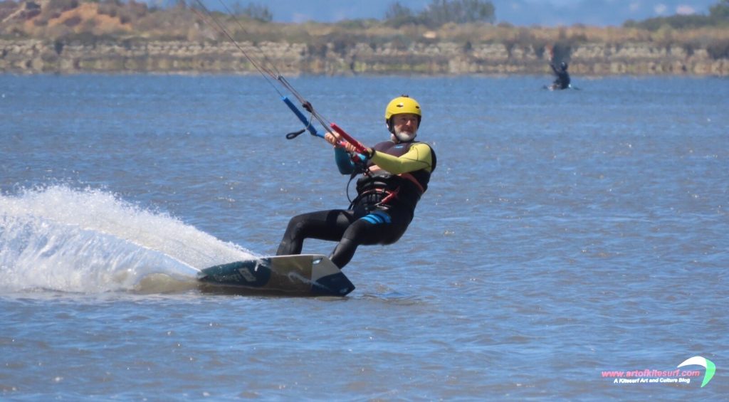 Le regole nel kitesurf un allievo nel suo schoolmaster artofkitesurf