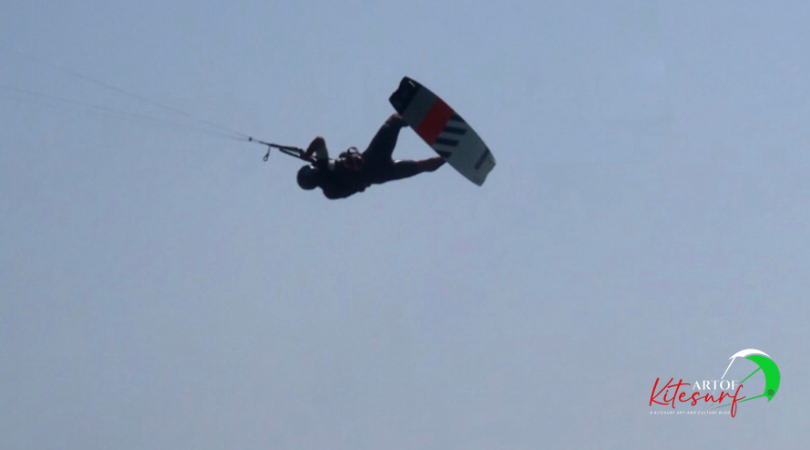 Tutorial di kitesurf backloop