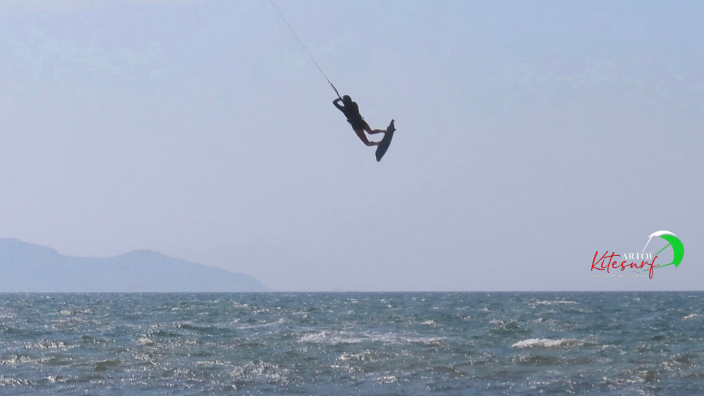 Trapezio e barra un forte legame per la tua crescita. Allieva Artofkitesurf