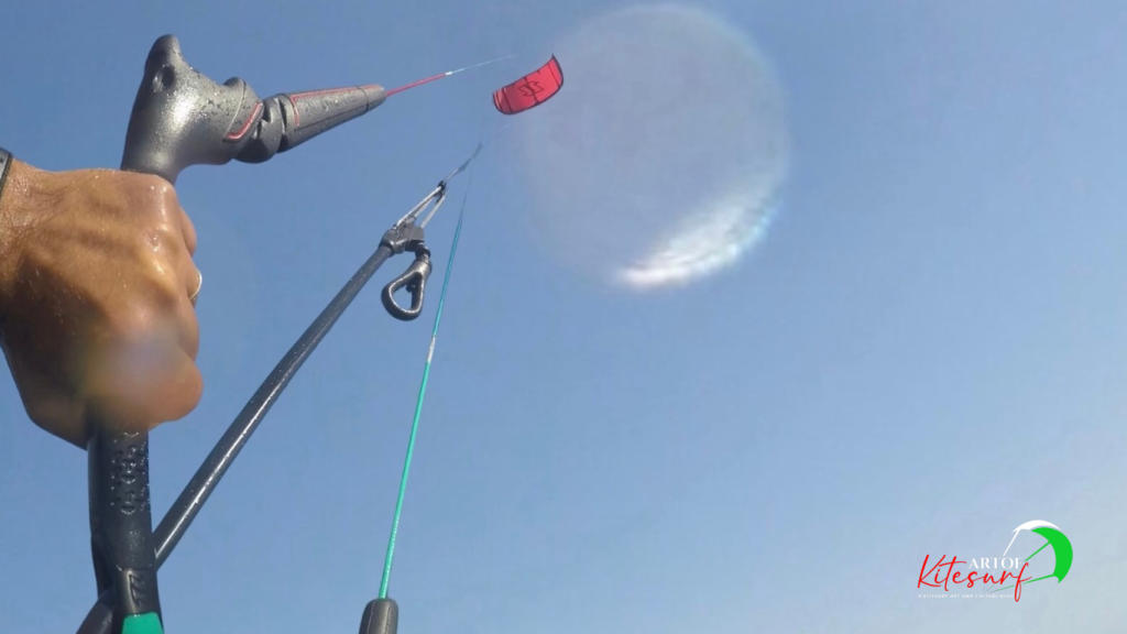Il concetto di loop nel kitesurf...più alta è la vela maggiore sarà la possibilità di riuscita