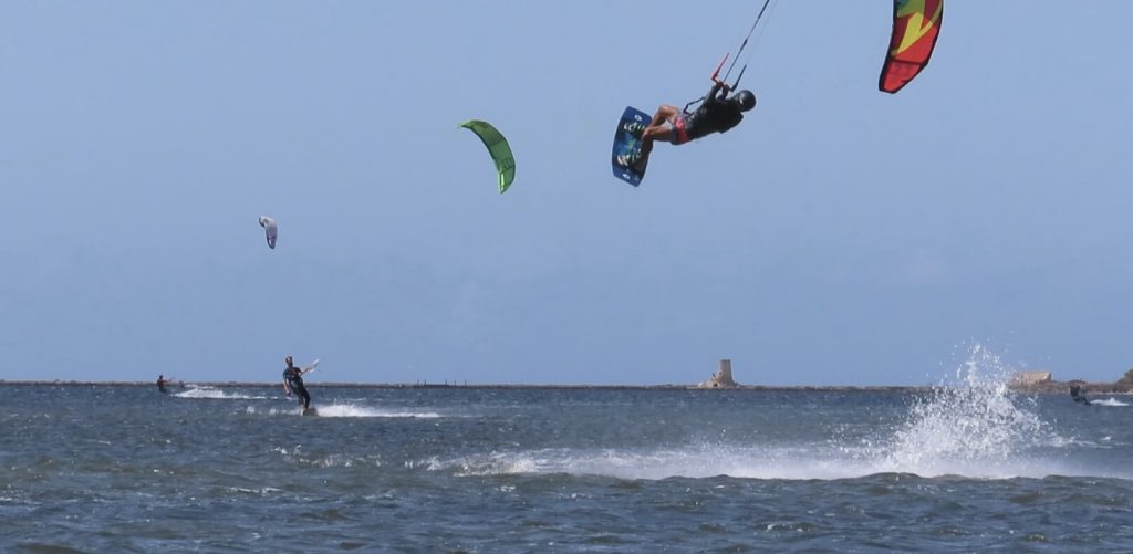 back roll e front roll allievo Artofkitesurf
